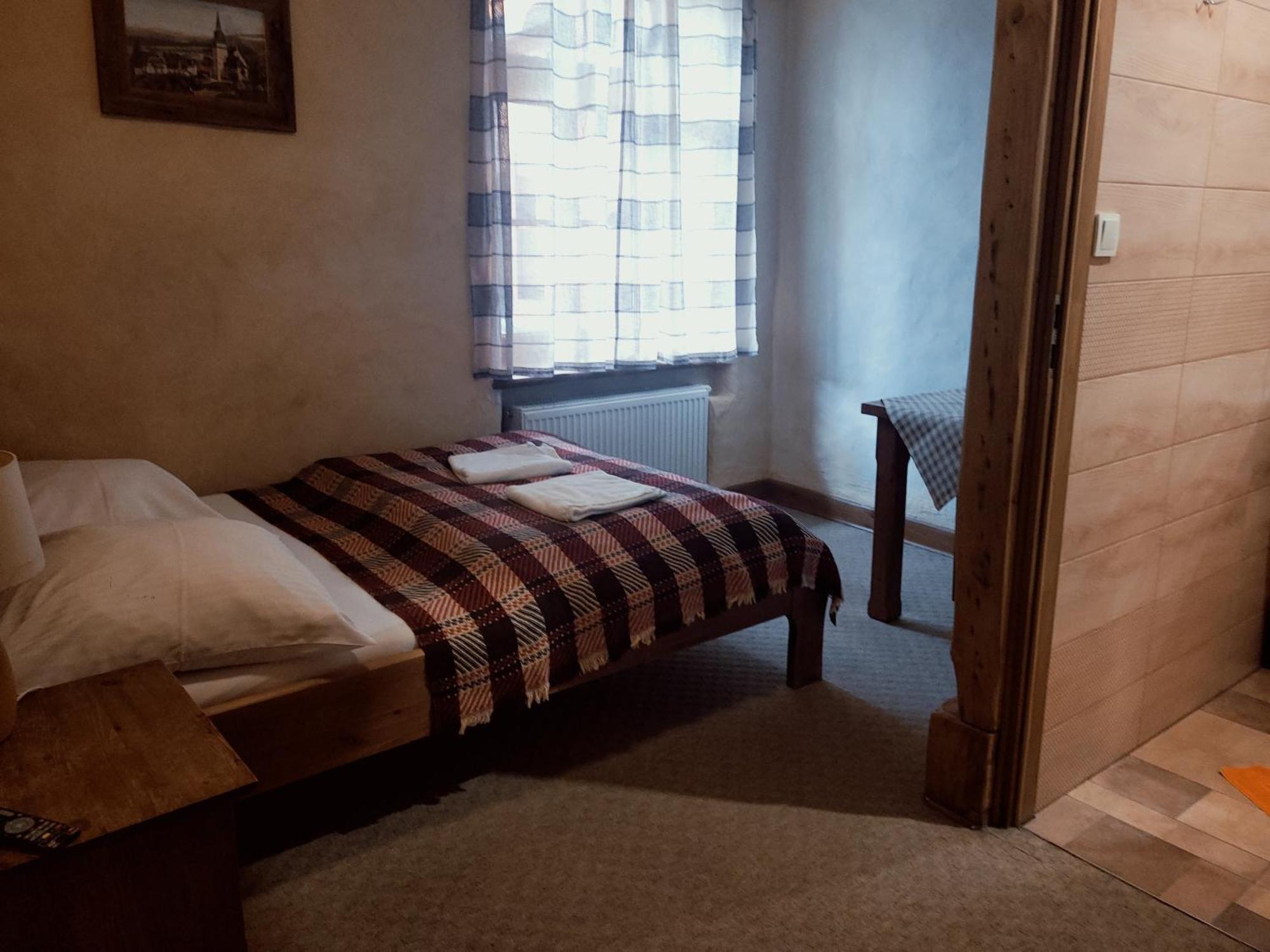 Gosciniec Pod Lipa Bed and Breakfast Szklarska Poręba Rum bild
